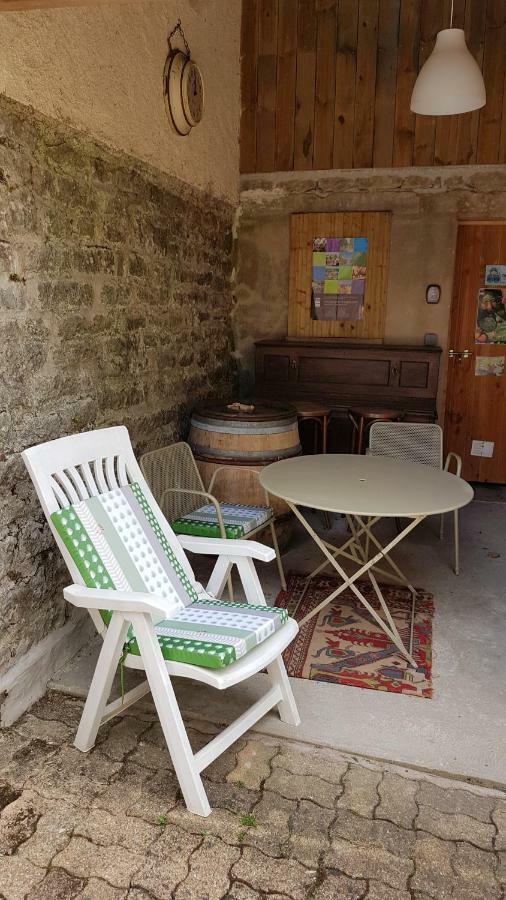 Gîte la Providence Saint-Sernin-du-Plain Extérieur photo